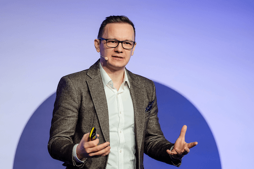 Keynotes 9